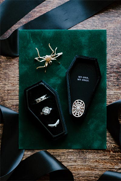 Katie and Geoff's wedding rings